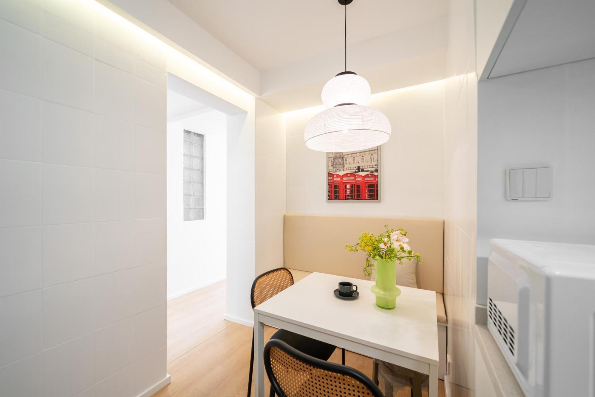 Shanghai Yi Du B&B - 150M Walk From Exit 5 Of Jiashan Road Metro Station Buitenkant foto