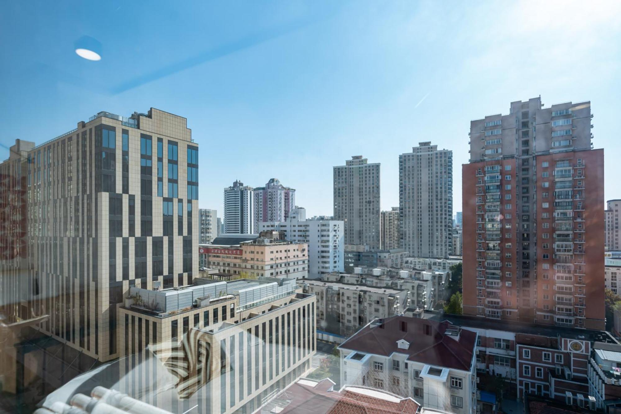 Shanghai Yi Du B&B - 150M Walk From Exit 5 Of Jiashan Road Metro Station Buitenkant foto